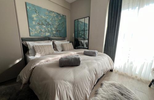 Alexandroupoli Apartment | Urban Gem by Homebrain