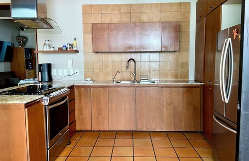 Guadalajara House | Urban Hacienda downtown, tranquil, spacious, jacuzzi, safe neighborhood