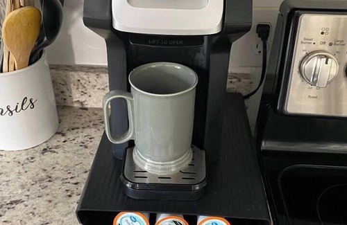 Glen Iris House | Urban Haven -Glen Iris/2 BR/Pets/WiFi/Full Kitchen