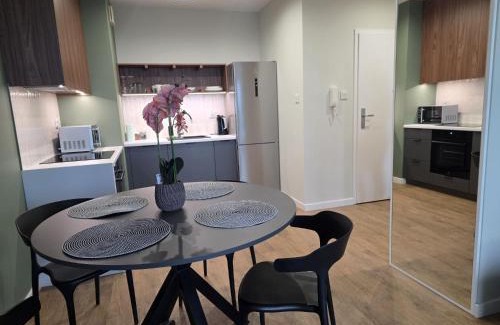 Bialystok Apartment | Urban Jungle Apartment ALLEN