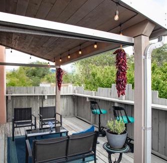 Santa Fe House | Urban Loft in Heart of Vibrant Railyard
