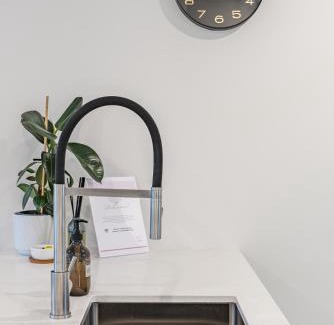 Christchurch City Centre House | Urban Nest - Entire Townhouse and Free Parking