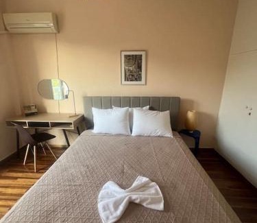 Kerameikos Apartment | Urban nest