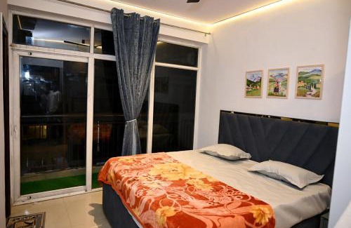 Gurugram Apartment | Urban Oasis