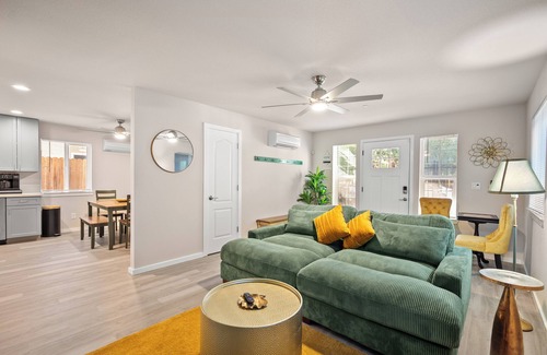Boulevard Park House | Urban Oasis in the Heart of Sacramento!