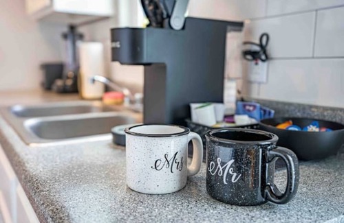 Terrell Heights Apartment | Urban Oasis: Stylish 1 BR, 1 BA Apartment in SATX