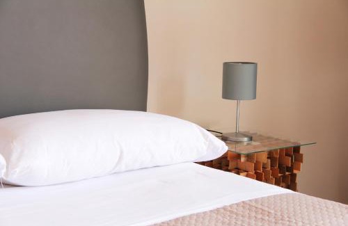 Old Town Bed & Breakfast | Urban Pop 2 BnB