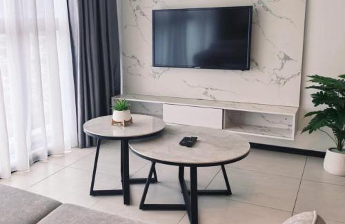 George Town House | Urban Suites TWO Or THREE Bedroom Georgetown by ANC