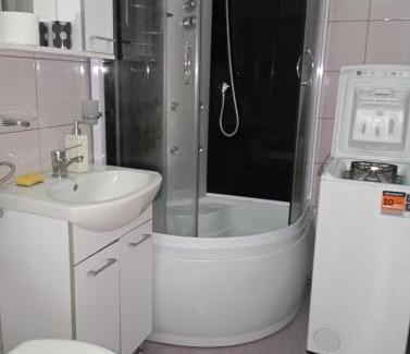 Arad Apartment | Urban Vibe