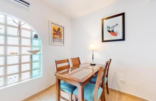 Ejidal Villa | UrbanEden 'Another Day In Paradise'