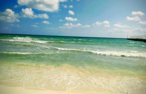 Ejidal Villa | UrbanEden 'Another Day In Paradise'