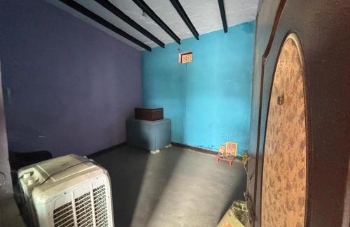 Sikandarabad House | Urmila homestay