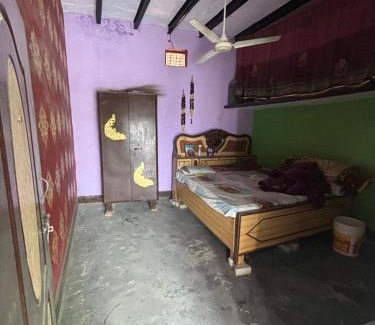 Sikandarabad House | Urmila homestay