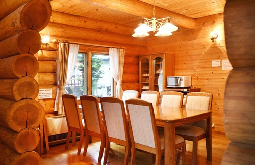 Tsumagoi Cabin | Urube Village