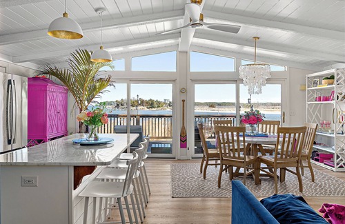 Dames Quarter House | Reel Relaxation-Waterfront 3-bedroom house in Deal Island Historic District