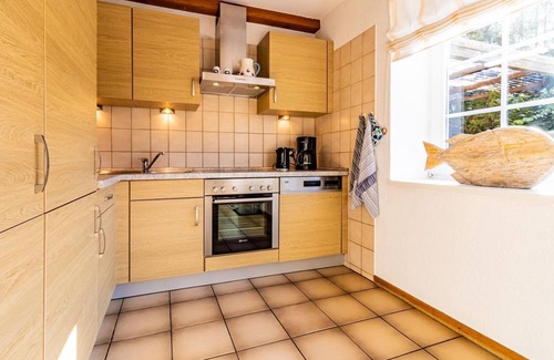 Burg auf Fehmarn House | Us Schün - central location - child-friendly - own parking spaces