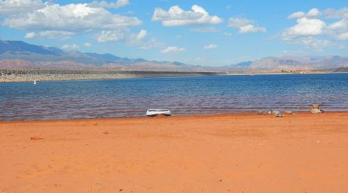 Hurricane Hostel | Utah Prep Basecamp