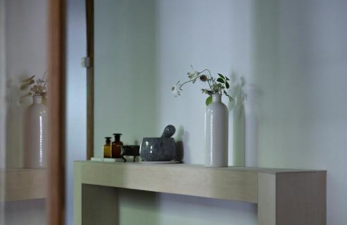 Sakyo Ward Hotel | UTAHI A 100-years-old Kyoto machiya
