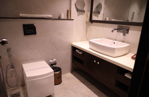 Gomti Nagar Hotel | Utopian Luxe