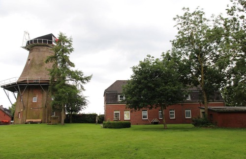 Uttum Apartment | Uttumer Mühle: Daike - Schöne Og-ferienwohnung für 4 Personen an der Uttumer Mühle