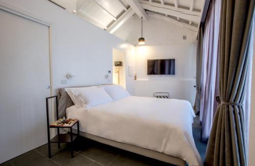 La Morra Bed & Breakfast | Uve Rooms & Wine Bar