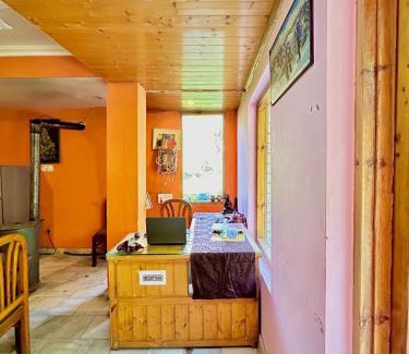 Old Manali Cabin | V Cottage