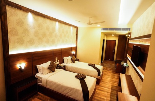 Kattankulathur Hotel | V FIVE HOTEL