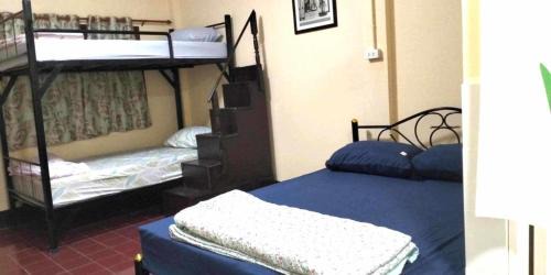 Samphao Lom House | V House