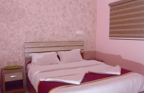 Mananthavady Hotel | v p residency