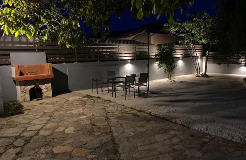 Potos Apartment | V-Suites