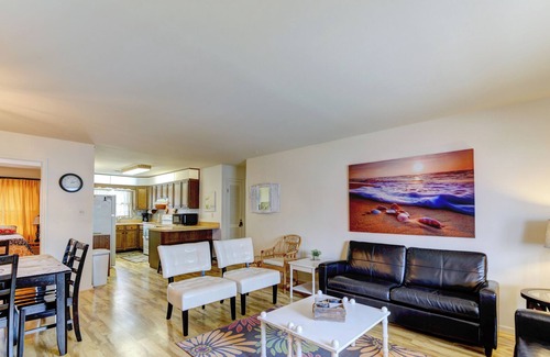 North Ocean City Condo | V73 - Beautiful 3BR/2BA Ocean View! Pet-Friendly! Just one bldg from the beach!