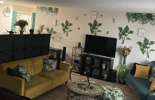 Baileys Crossroads Apartment | VA getaway