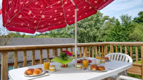 Egletons Apartment | Vacancéole - Residence le Domaine du Bosquet