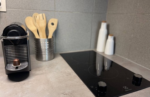 La Plage Apartment | Vacances en Provence : Appartement en Bord de mer Avec Piscine et Terrasse