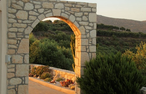 Pano Chersonissos House | Vacation home for 4 guests with 148m² in ΚΑΛΟ ΧΩΡΙΟ ΠΕΔΙΑΔΟΣ ΚΡΗΤΗ (250569)