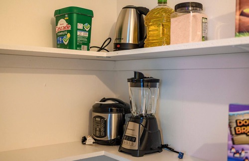 Fullerton House | Vacation 4BR Home Near Disney - Pool & Arcade