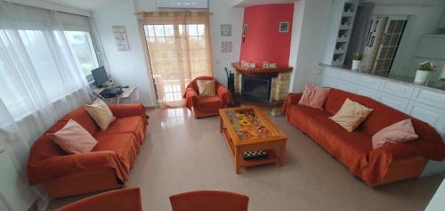 Nea Palatia House | Vacation and Relaxation Home Oropos