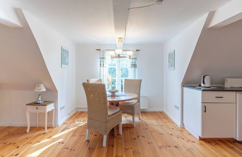 Emmelsbuell-Horsbuell Apartment | Vacation apartment Schwalbennest in Emmelsbüll-Horsbüll for up to 2 people