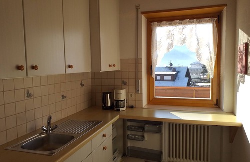 Tirolo Apartment | Vacation apartment 1 Lindebauer, cozy vacation apartment in Dorf Tirol