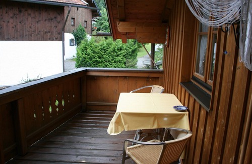 Staudach-Egerndach Apartment | Vacation apartment 57 sqm, 1- 2 persons, 1 bedroom, winter garden, WLAN