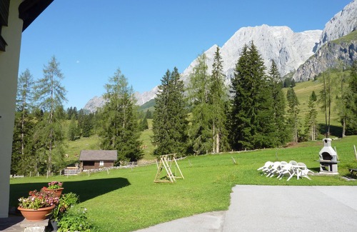 Muehlbach Am Hochkoenig Apartment | Vacation apartment in Hochkönig, hiking possibilities just in front of the door