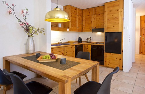 Lenzerheide Apartment | Vacation apartment Schweizerhof 402 for two to four guests Lenzerheide