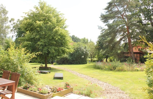 Altenmedingen Apartment | Vacation apartment Hummelwiese