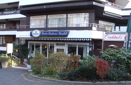 Bad Salzuflen Apartment | Vacation apartment directly at the spa gardens with swimming pool, sauna and restaurant in the house.