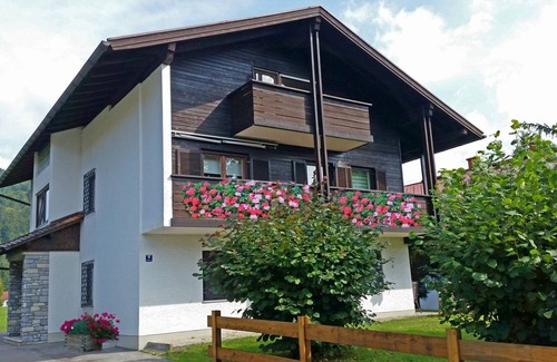 Entfelden Apartment | Vacation apartment 52sqm with sunny terrace and mountain view