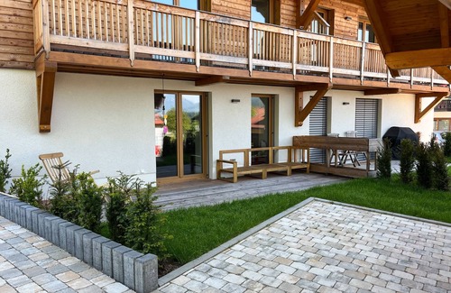 Entfelden Apartment | Vacation apartment 110sqm with 2 separate bedrooms