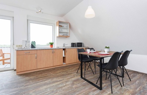 Wittmund Apartment | Vacation apartment 3 in Haus Meeresbrise Carolinensiel - Holiday apartments 2 and 3 in the