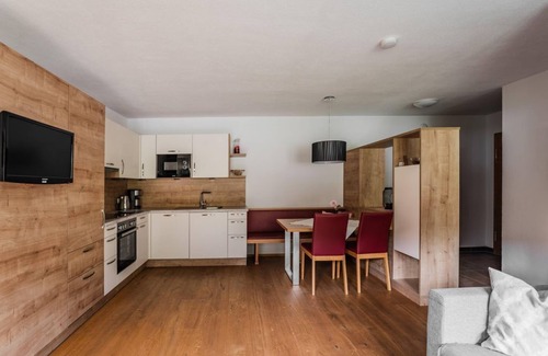 Kelchsau Apartment | Vacation apartment "Almrausch" - Guesthouse Fohringer