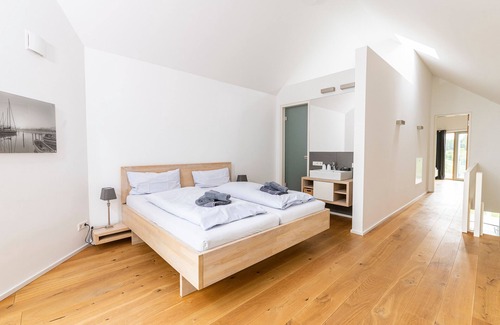 Ellenberg Apartment | Vacation apartment/apartment for 4 guests with 110m² in Kappeln (251105)