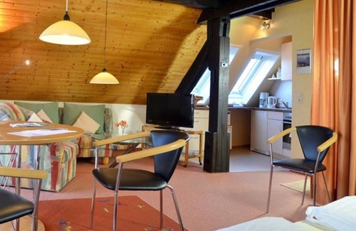 Bischofsgruen Apartment | Vacation apartment 6 upper floor, studio, 1-2 pers. 45 m2 - Ferienwohnungen Familie Fuss